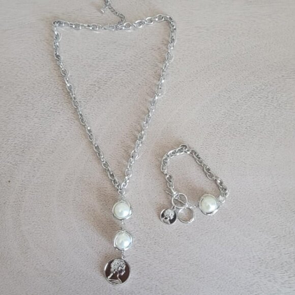 Silver Tone Faux Pearl Necklace & Bracelet Set - Picture 2 of 6
